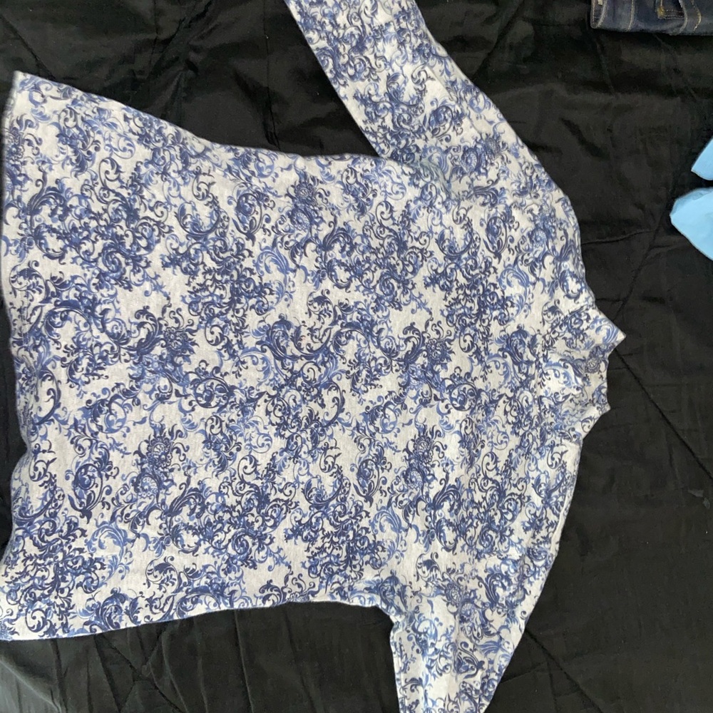 Cute long sleeve shirt